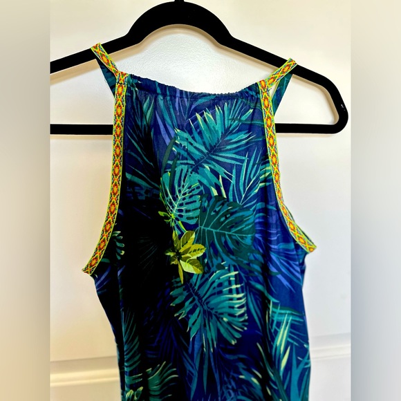 BNWT! Absolutely GORGEOUS America and Beyond swim coverup dress- XS - Picture 5 of 7